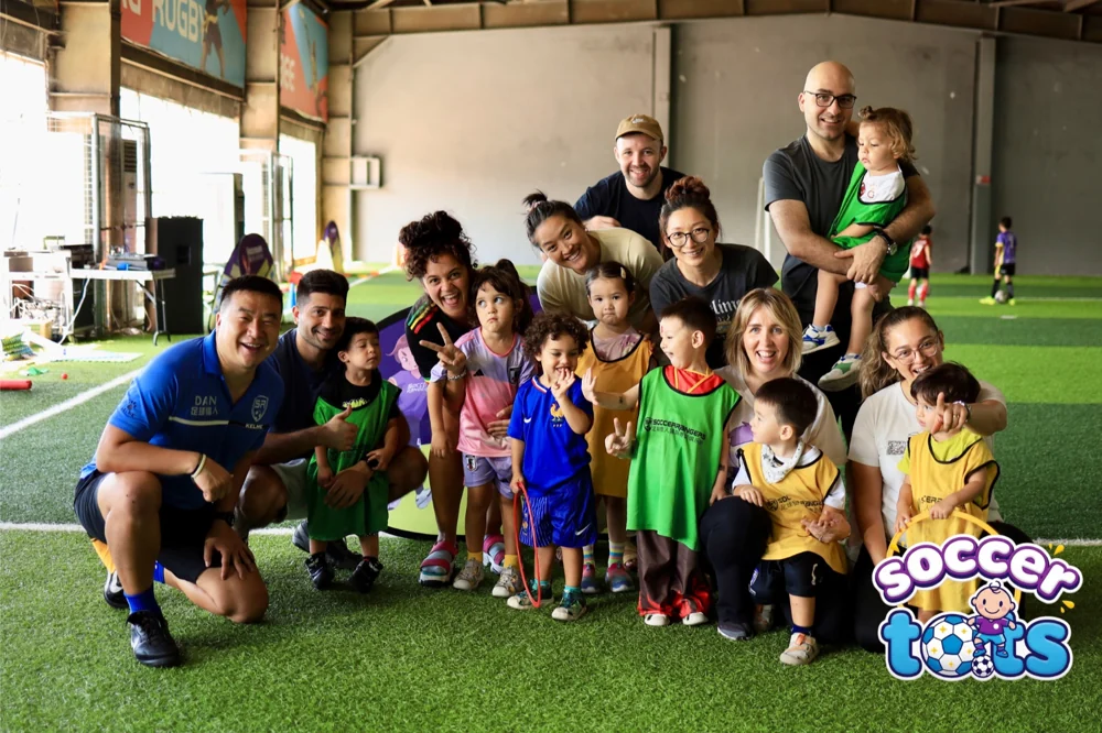SoccerTots 课堂合影